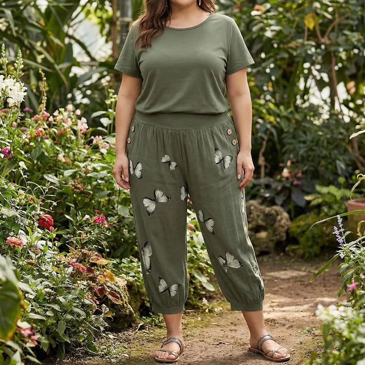 Plus Size Butterfly Print Capri Pants - Ella