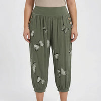 Plus Size Butterfly Print Capri Pants - Ella