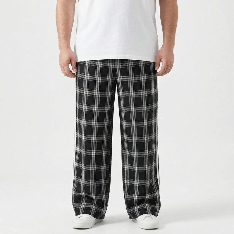 Plus Size Relaxed Plaid Pants - Domingo