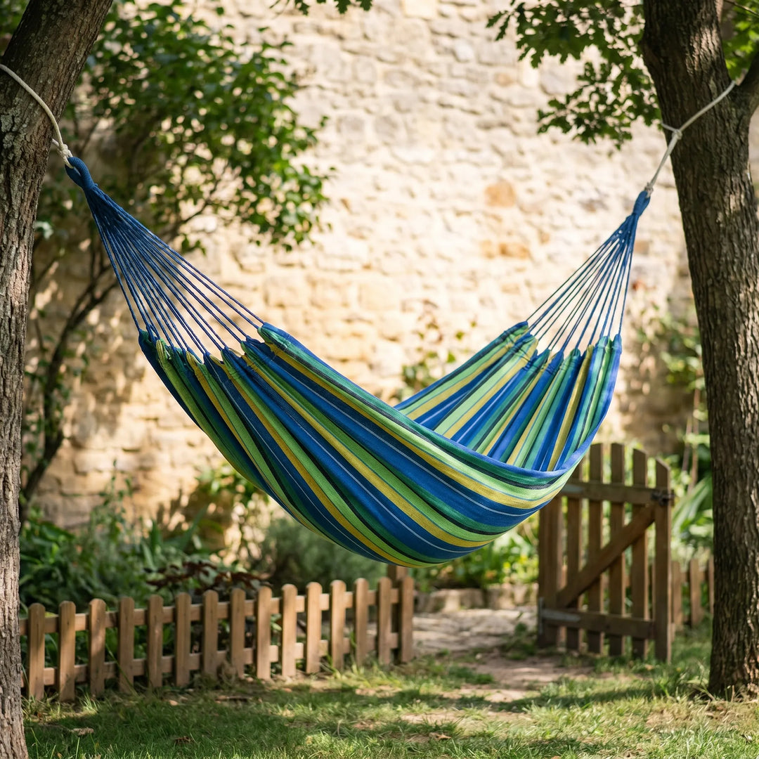 Portable Outdoor Hammock - Swinly