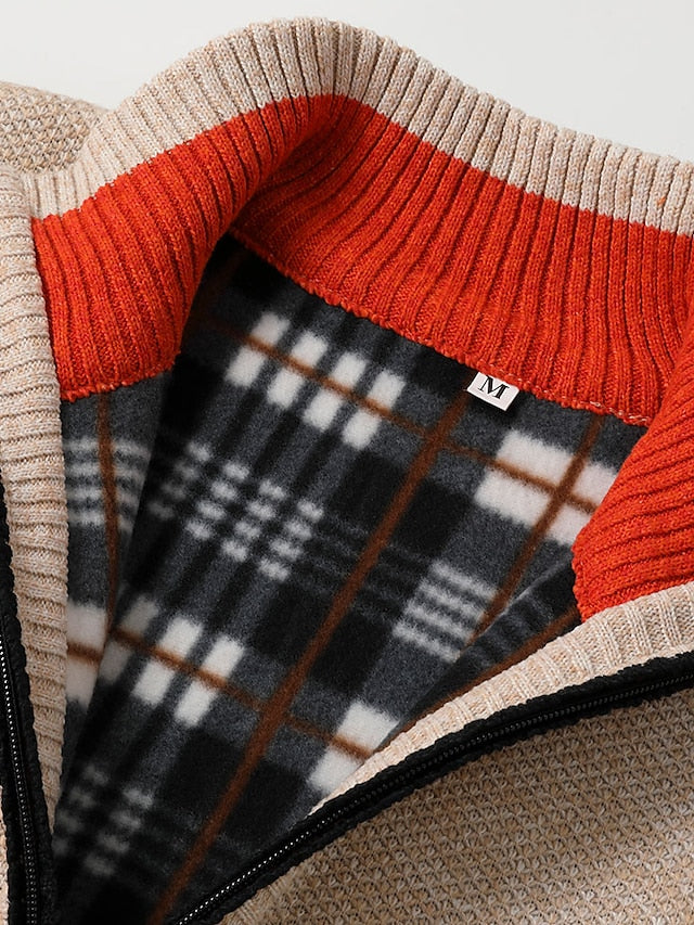 Klassischer gestrickter Herrenpullover - Oscar