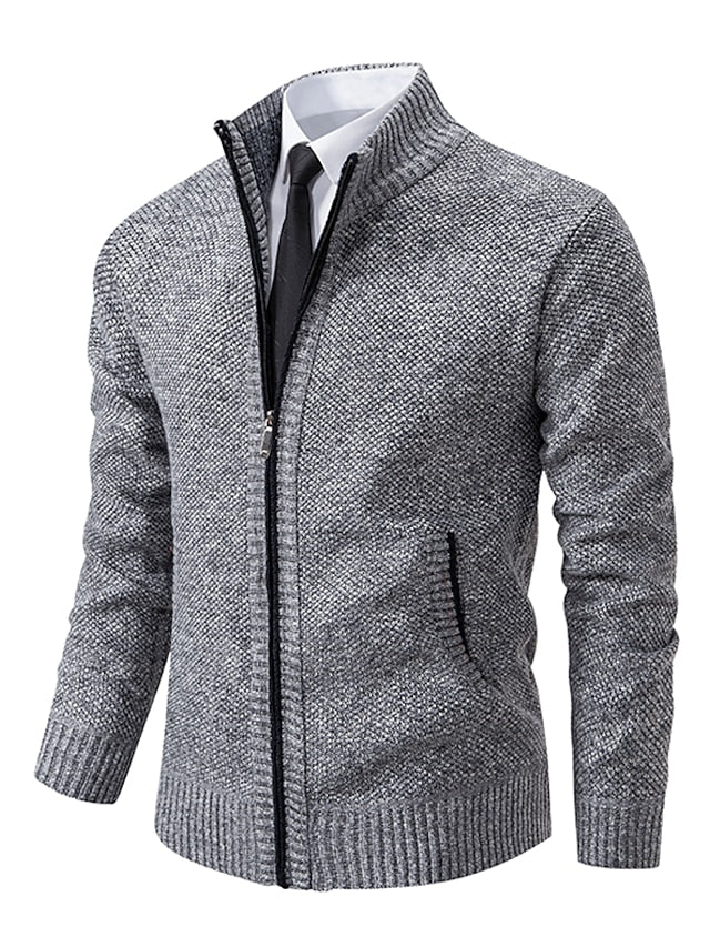 Klassischer gestrickter Herrenpullover - Oscar