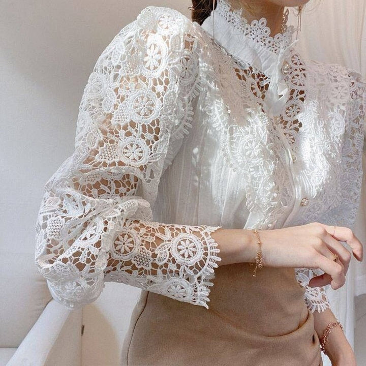 Louis Blouse | Classic, elegant & super cute!