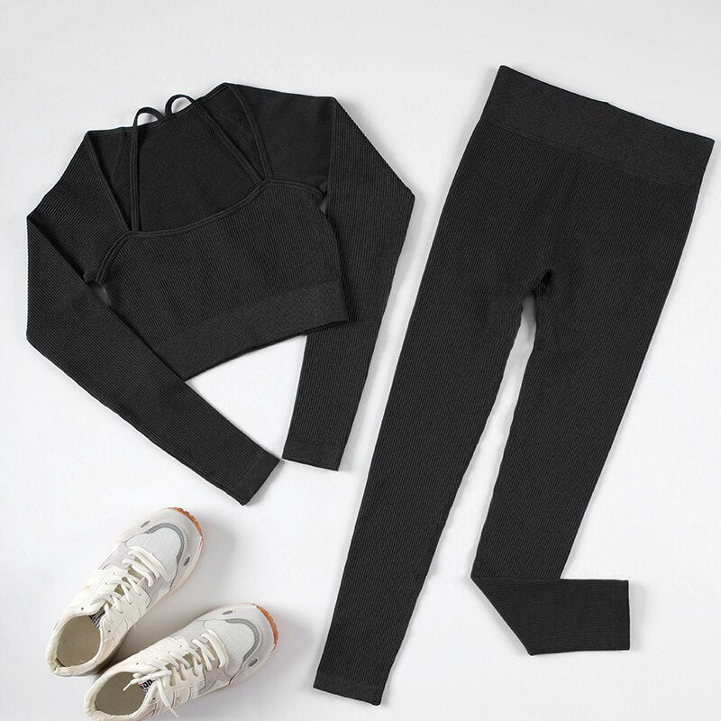 Nicci Yoga Set | A sexy & comfortable sports set