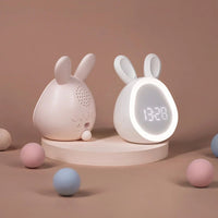 Kinderwecker in Hasenform mit LED-Nachtlicht - BunniGlow
