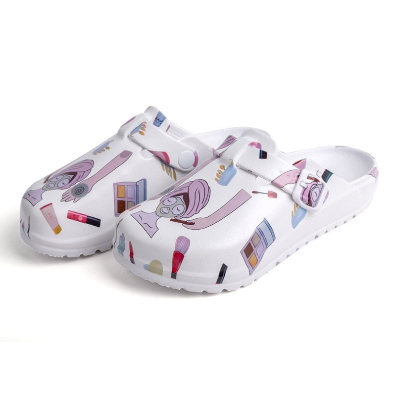 Wasserdichte & leichte Damen Pflegeclogs – rutschfest & hygienisch