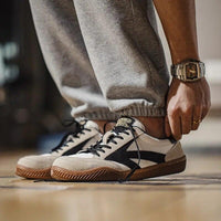 Retro Sneaker mit modernem Komfort - Stride84