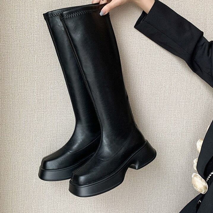 Kourtney Stiefel | Cool, einzigartig & bequem