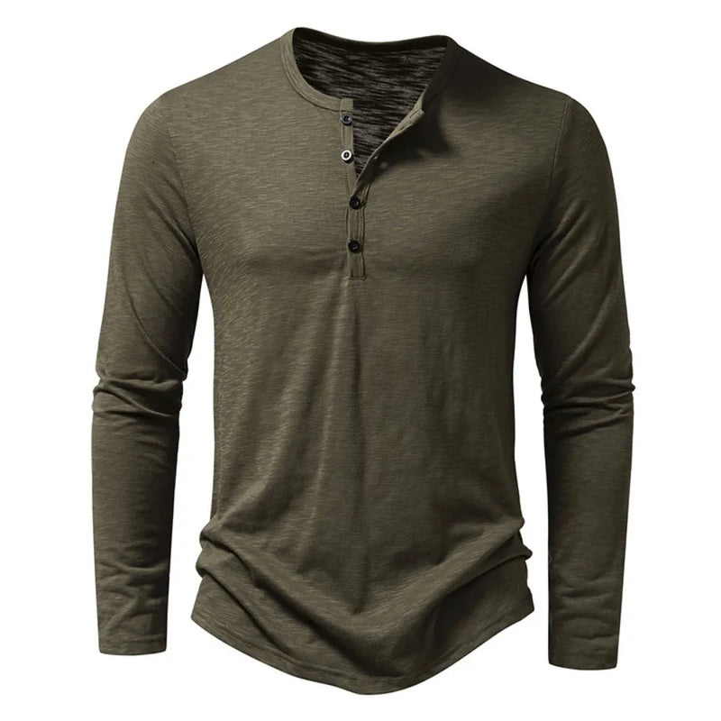Olijfgroen Henley-shirt met lange mouwen en knoopsluiting, recht van voren gefotografeerd. 4