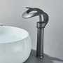 Messing Waschbeckenarmatur mit Wasserfallauslauf - Flowarc