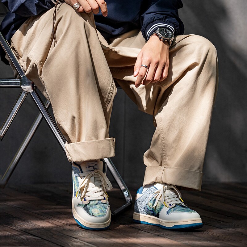 Künstlerische Unisex Sneaker mit Sternennacht-Design und bequemer Sohle – Lior