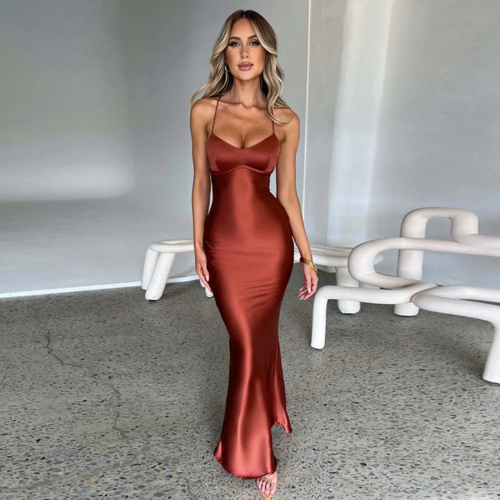 Effen Maxi Dress with Side Slit – Nayla