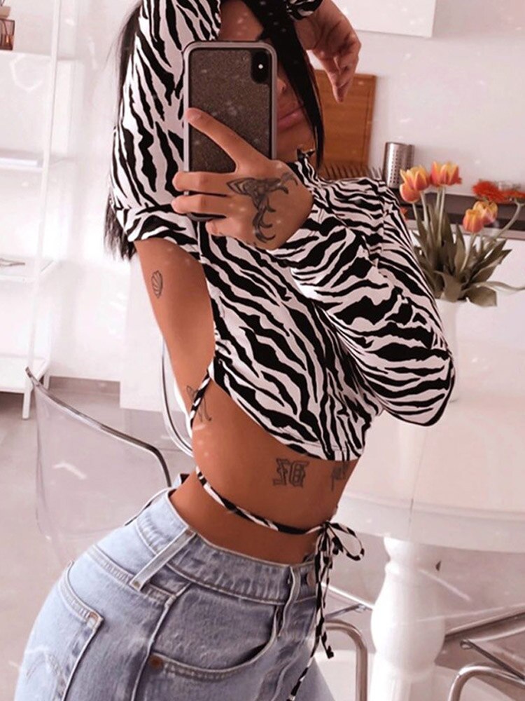 Floor Croptop | Mit offenem Rücken & Rollkragen