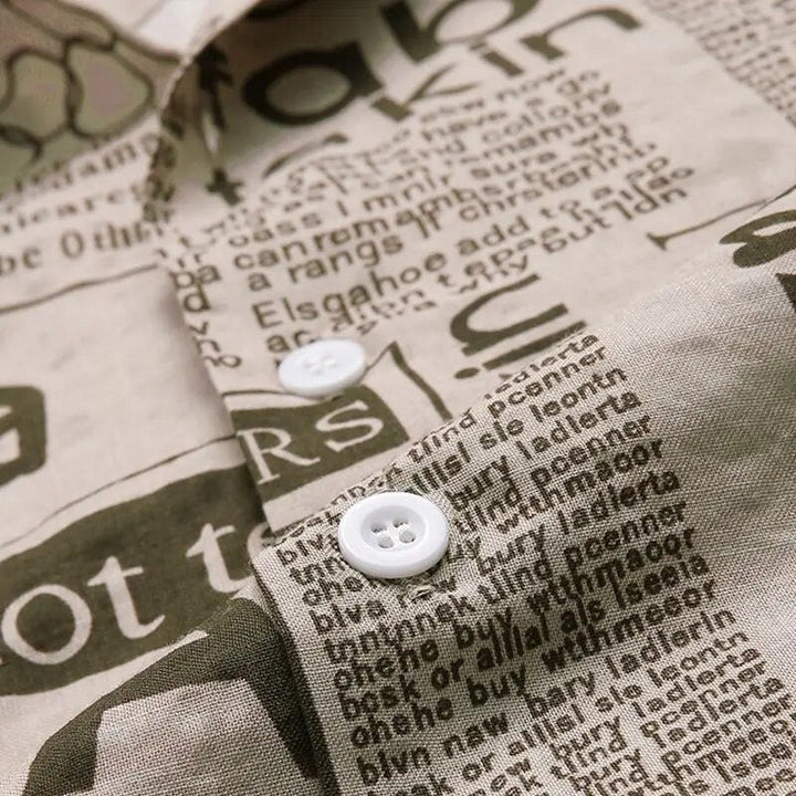 Hemd mit Zeitungsprint und Knopfleiste - Milo