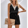 Spitzen-Sommer-Jumpsuit mit V-Ausschnitt und Shorts – Sorelle