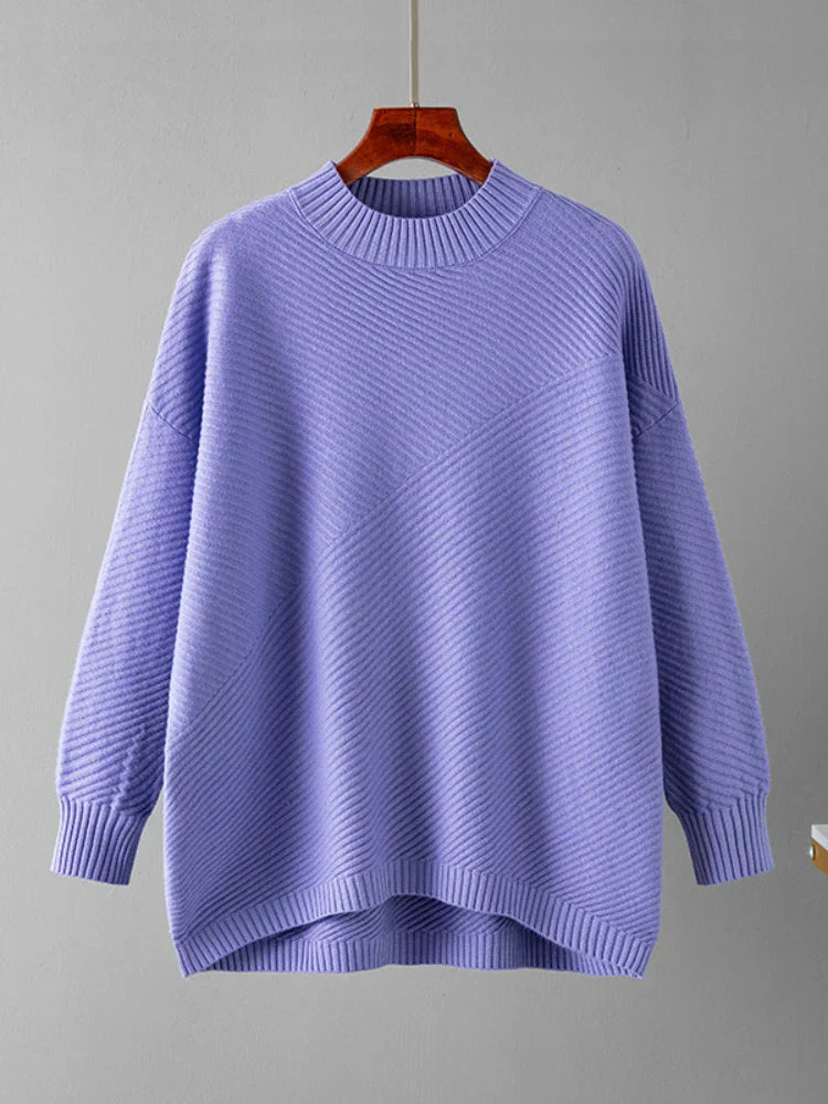 Klassischer gestrickter Damenpullover - Evelina