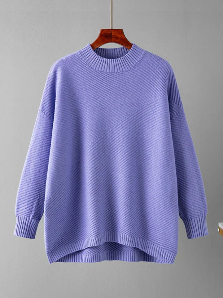 Klassischer gestrickter Damenpullover - Evelina