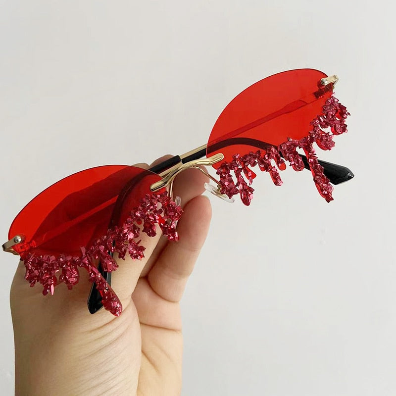 'Cry me a Glitter' Sunglasses | Let the festival season begin!