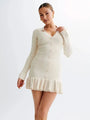Gestricktes Minikleid mit Rückenausschnitt und Bandage-Design – Amira