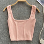 Rückenfreies, kurzes Tanktop in Uni-Farbe – Zayra