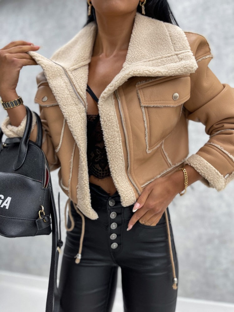 Calvin Mantel | Bleib diesen Winter warm & modisch