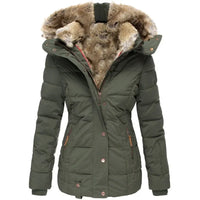 Gewatteerde winterparka in legergroen, voorkant met open ritssluiting en capuchon van zacht beige-bruin nepbont, drukknopen en zakken met leren treklipjes. 1