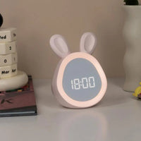 Kinderwecker in Hasenform mit LED-Nachtlicht - BunniGlow