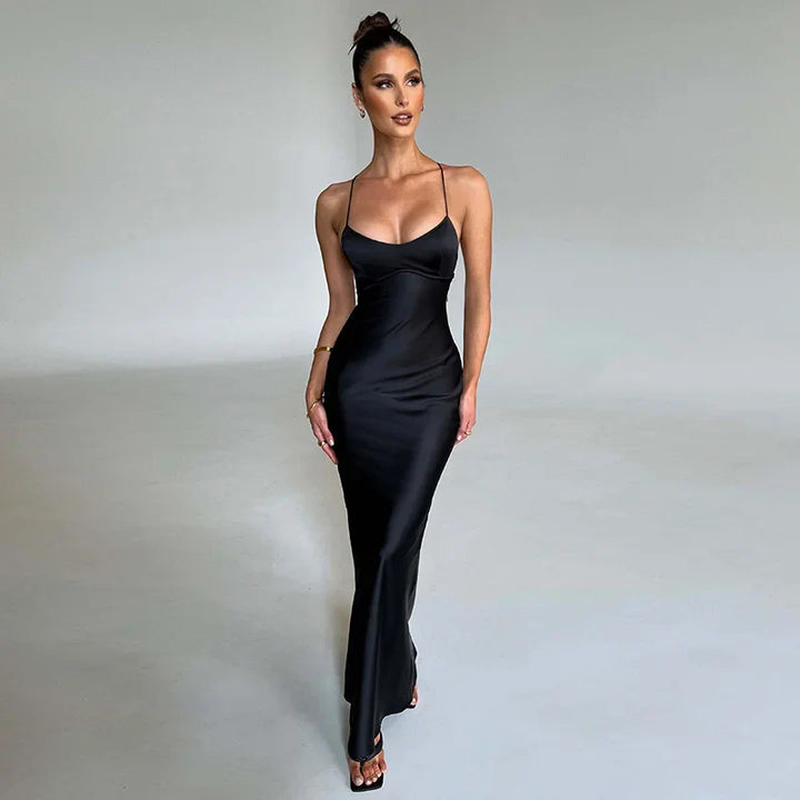 Effen Maxi Dress with Side Slit – Nayla