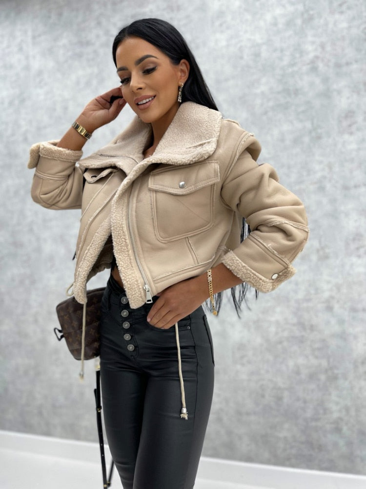 Calvin Mantel | Bleib diesen Winter warm & modisch