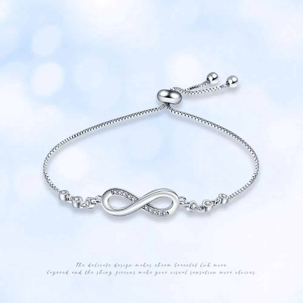 Luxe Infinity Bracelet | A beautiful bracelet with unique details