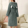 Warmer Flanell-Bademantel mit Kapuze und Hasenohren - BunnyHug