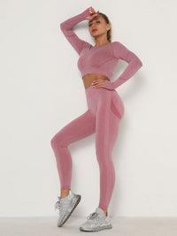 Mirie 2-piece Sports Set | Feel comfortable in this lovely set