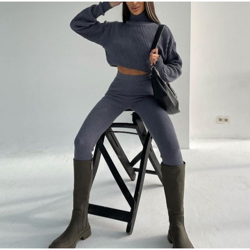 Stacey Set | Cropped turtleneck sweater with matching leggings