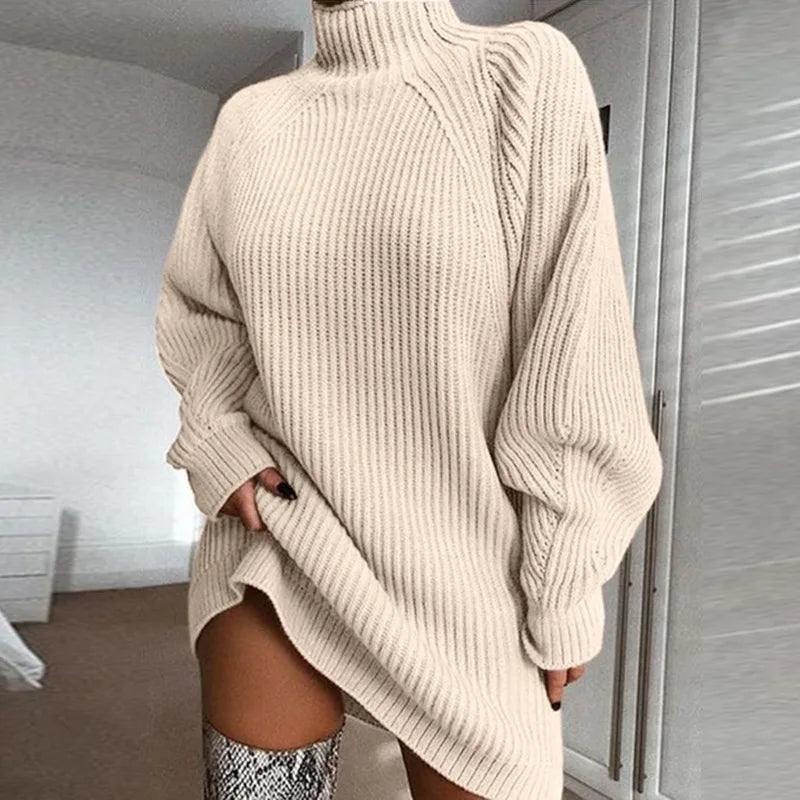 Bequemes Rollkragenkleid - Celeste