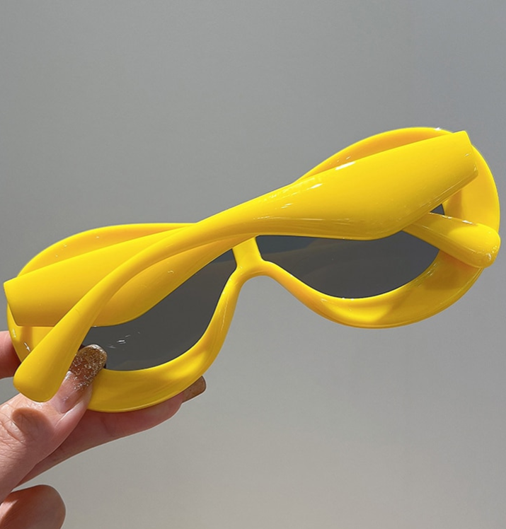 Esha Sunglasses | With futuristic fashion design