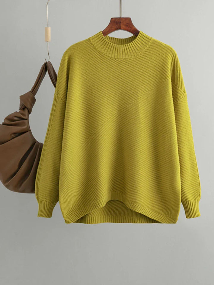 Klassischer gestrickter Damenpullover - Evelina