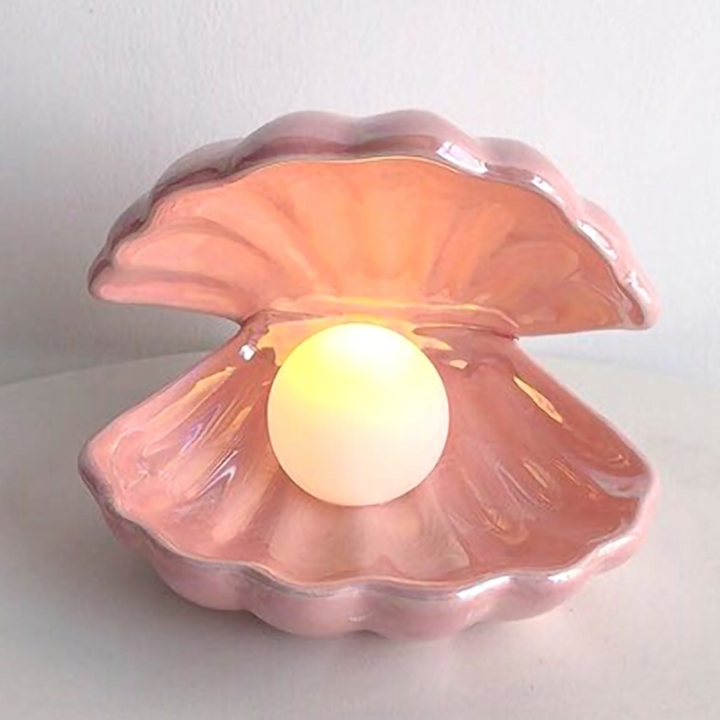 Chelly Chique Shell Lamp | A magical lamp with pearl