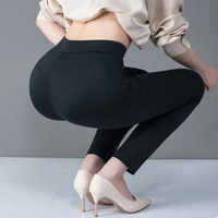 Gerade Damenhose mit elastischem hohem Bund - Sophia