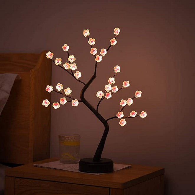 Beleuchteter Pflaumenblütenbaum - LumiPlum