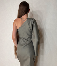 Emmanuelle Kleid | Wunderschönes, schlichtes Design