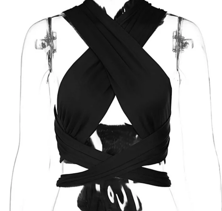 Rosie Halter Top | A sexy & summery crop top