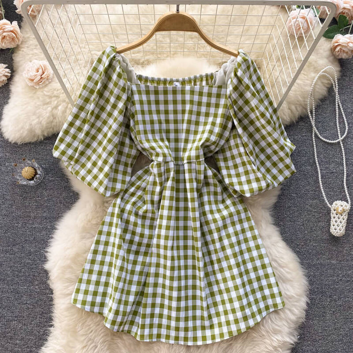 Modieuze damesjurk met vierkante halslijn en puffmouwen - Selina