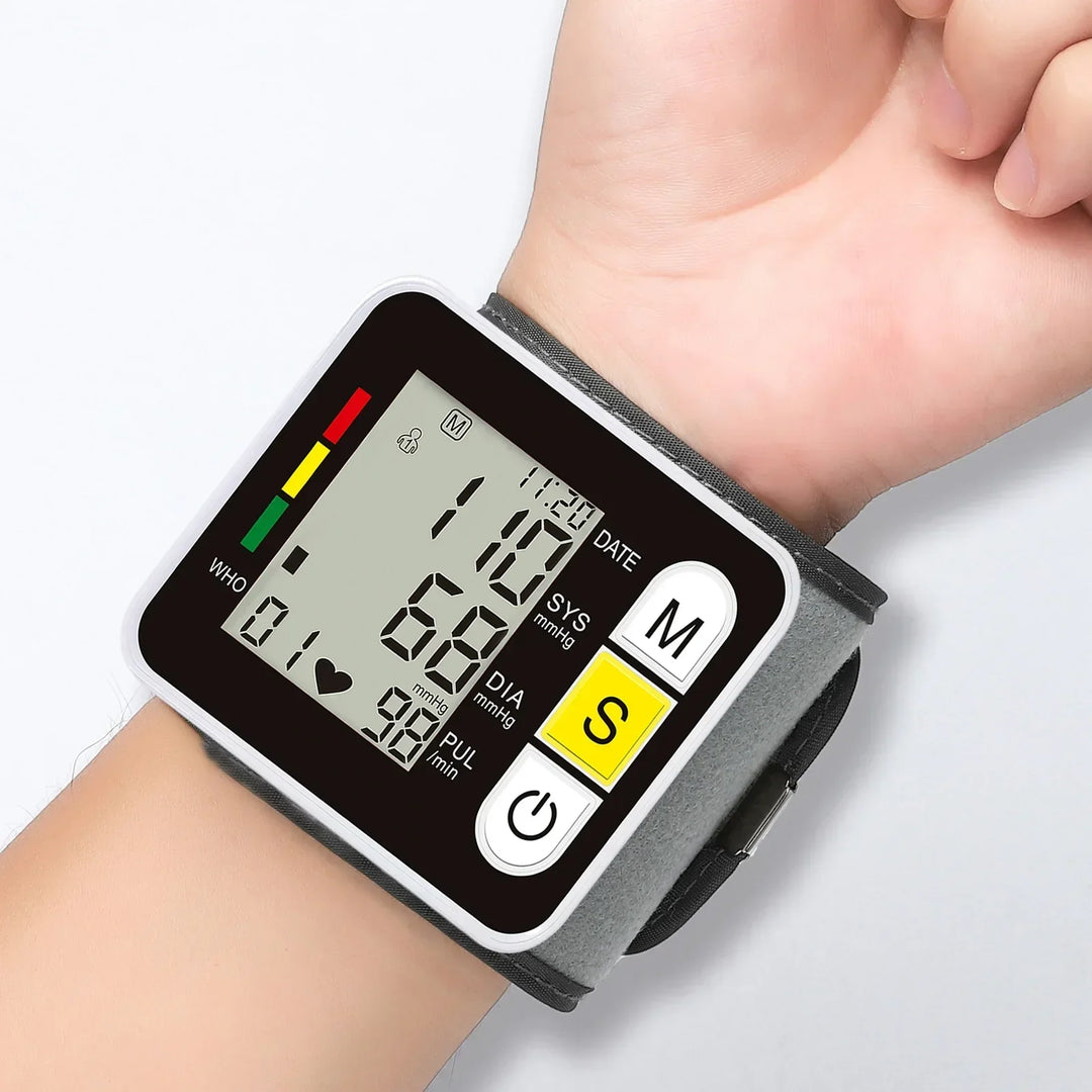 Digitales Handgelenk-Blutdruckmessgerät mit LCD-Display – PulseTrack