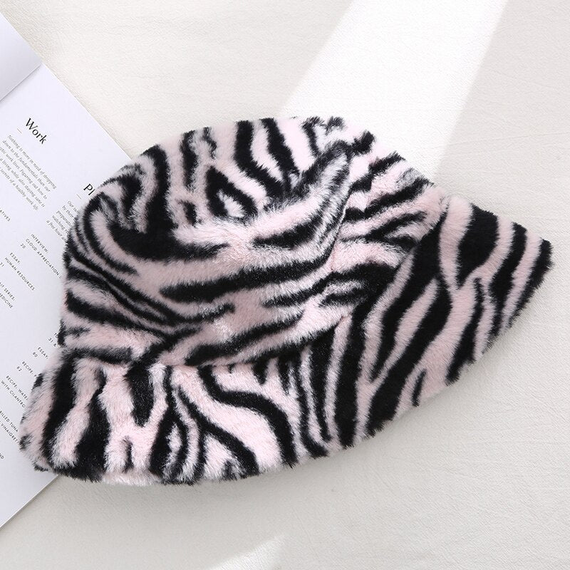Pipa Plüsch Bucket Hat | Warm & modisch durch den Winter