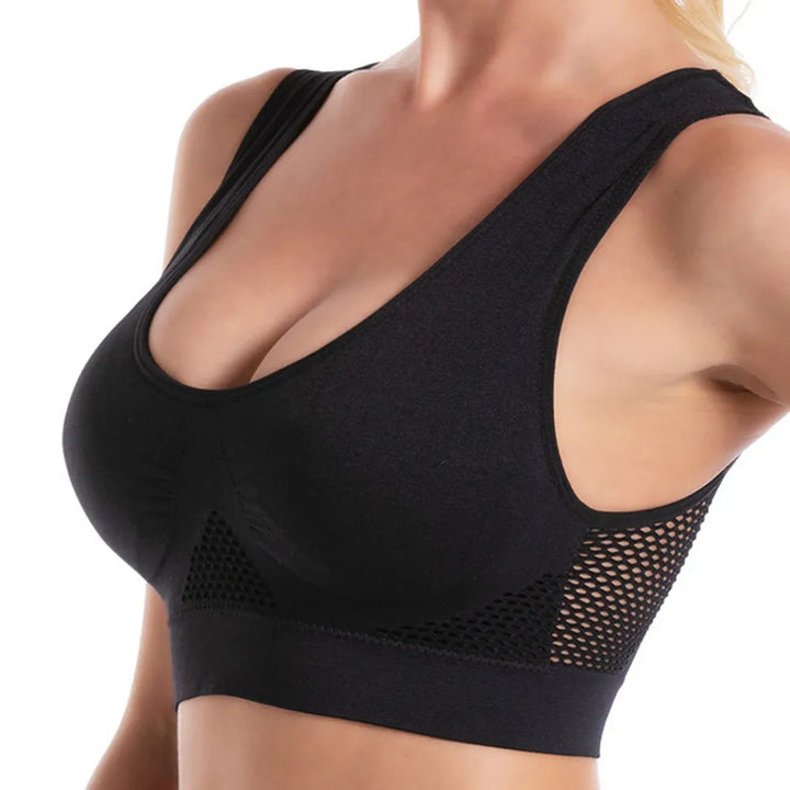 Seamless Sports Bra | Made of Comfortable Mesh