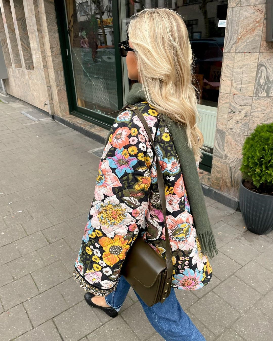 Gefütterte Damenjacke mit Blumenmuster - Evelyn