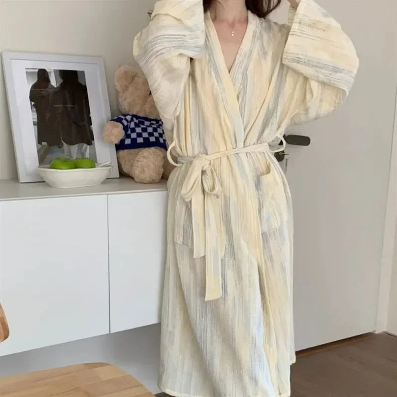 Lässiger Damen Sommerbademantel mit Kimono-Design – Hana