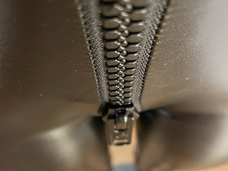 Mattes Leder Damenhose mit Reißverschluss hinten - Lena