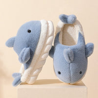 Weiche Plüsch Hai Hausschuhe - SnugShark