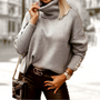 Damen Rollkragenpullover mit stilvollem Detail – Elara